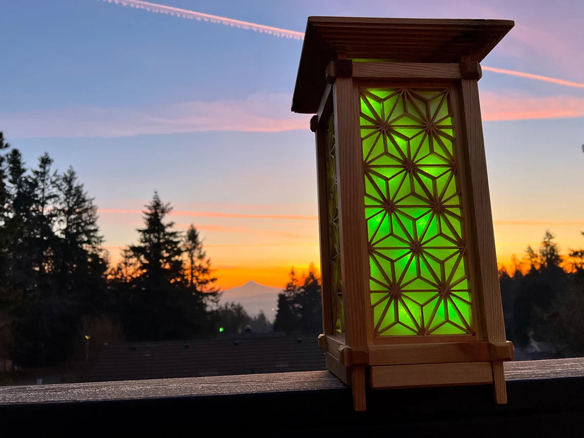 Handmade Japanese Style Kumiko Outdoor Lamp